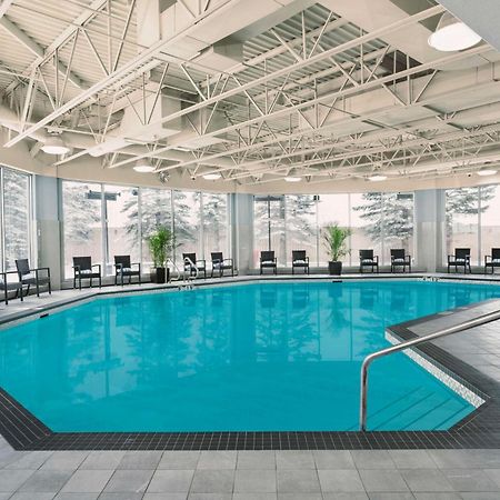 Hilton Garden Inn Calgary Airport Екстериор снимка